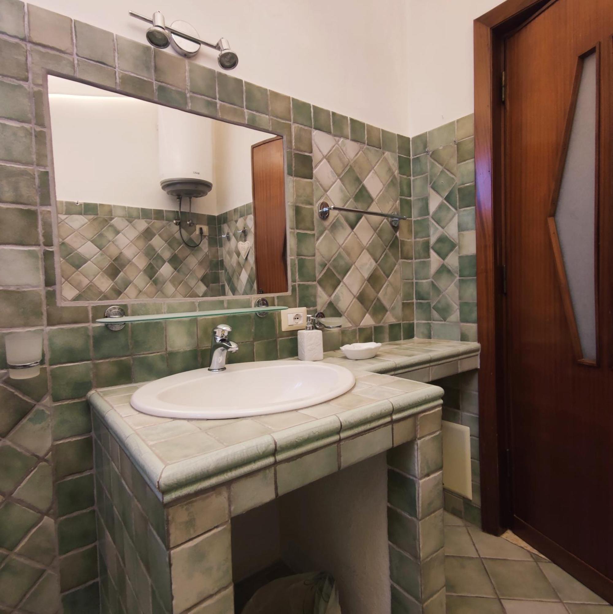 Mama Babylon Hotel Olbia Ngoại thất bức ảnh