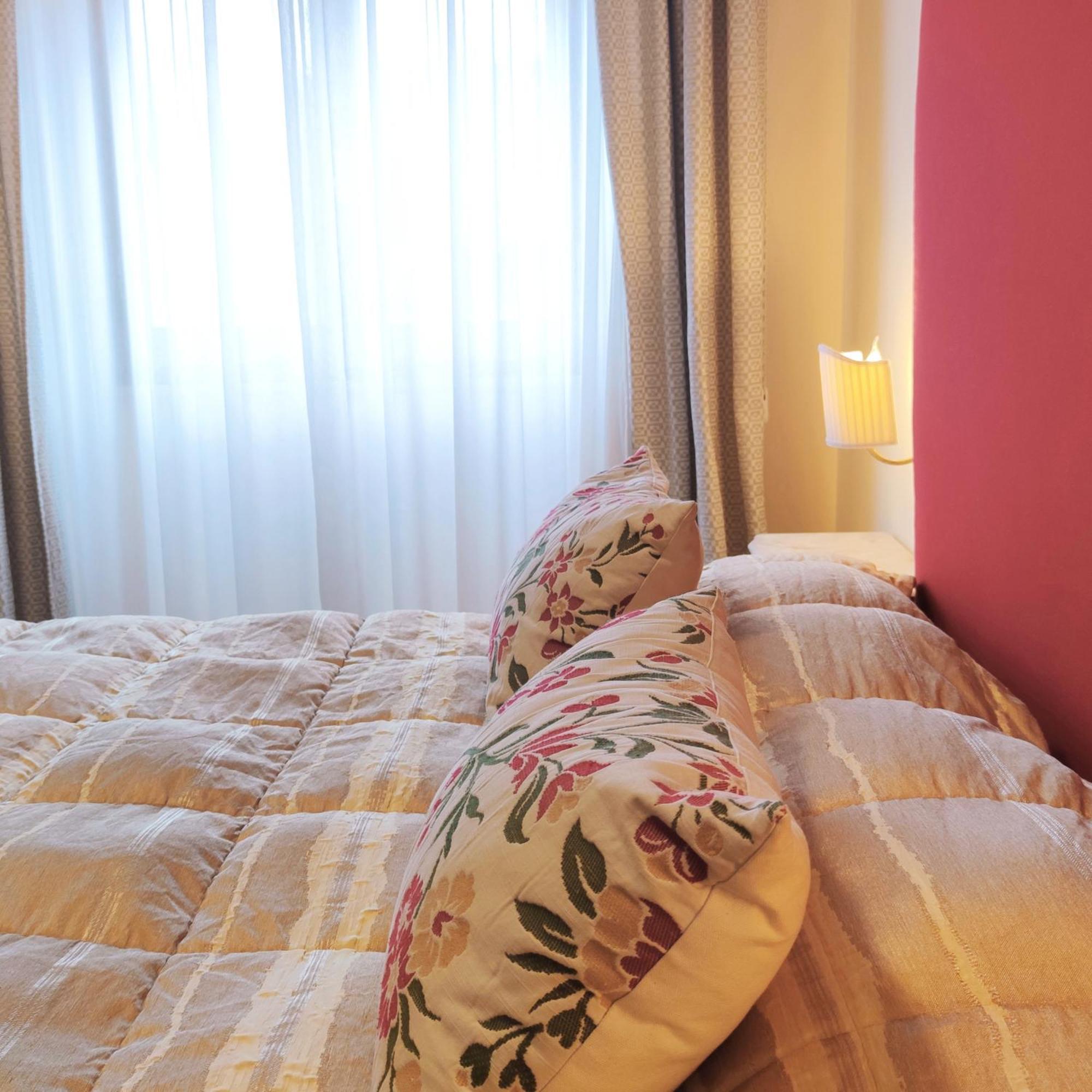 Mama Babylon Hotel Olbia Ngoại thất bức ảnh